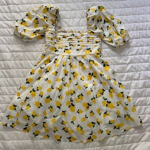 Francesca's Mi Ami XS Lemon Print Mini Dress